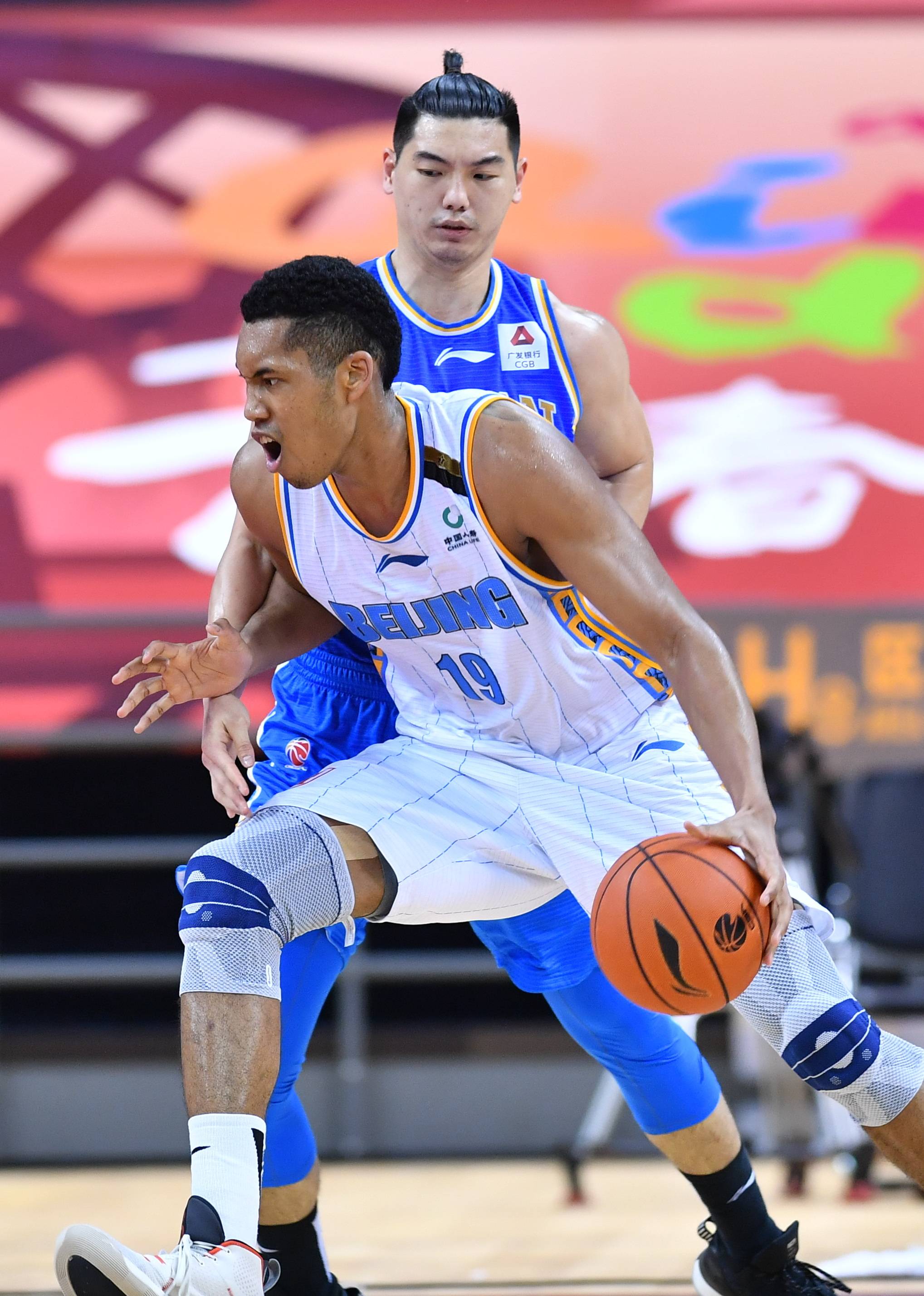 又要避免在 又要避免在